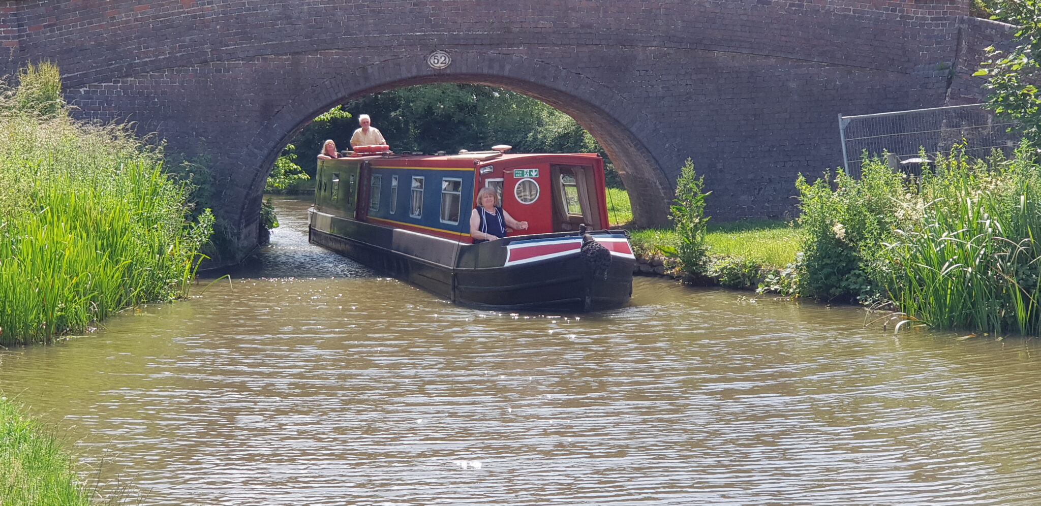 Book a narrowboat holiday with Midland Mallard